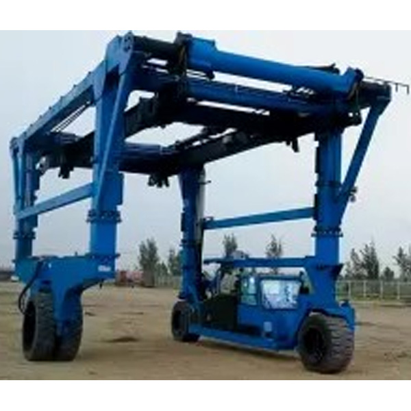 120T-Customized-container-straddle-carrier-for-sale