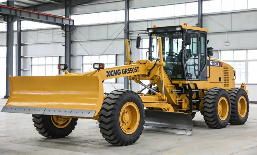 xcmg gr5505t motor grader indoor view