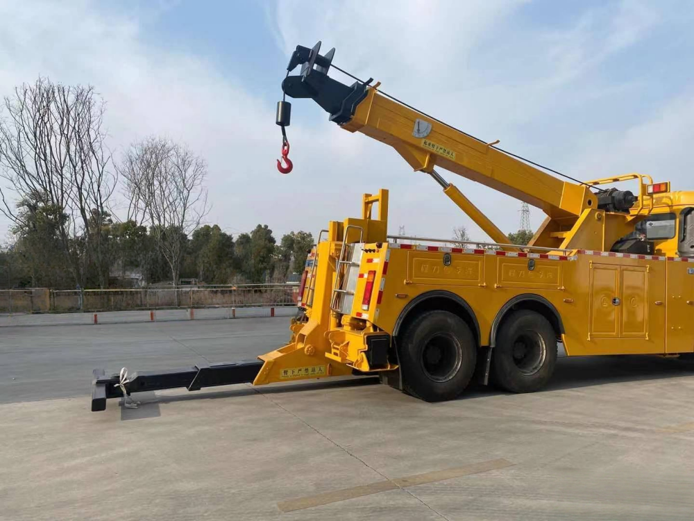 what are the types of wrecker trucks and their practical uses 2 1000
